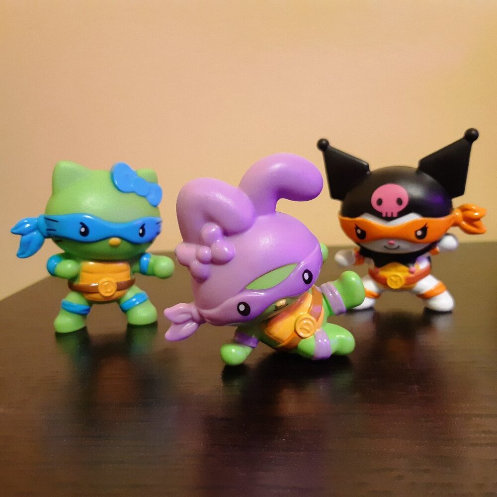 3 Collectable Teenage Mutant Ninja Turtles x Hello Kitty Happy Meal Toys No Box
